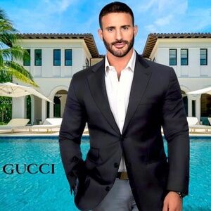 Gucci Custom Summer Blazer ~42R no size tag Gently worn Lightweight fabric